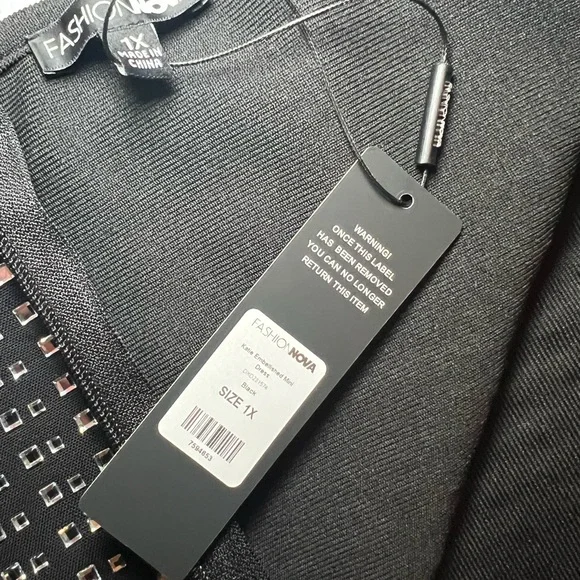 Fashion Nova Black and Silver Embellished Bodycon Dress |1X | nwt - Picture 6 of 7